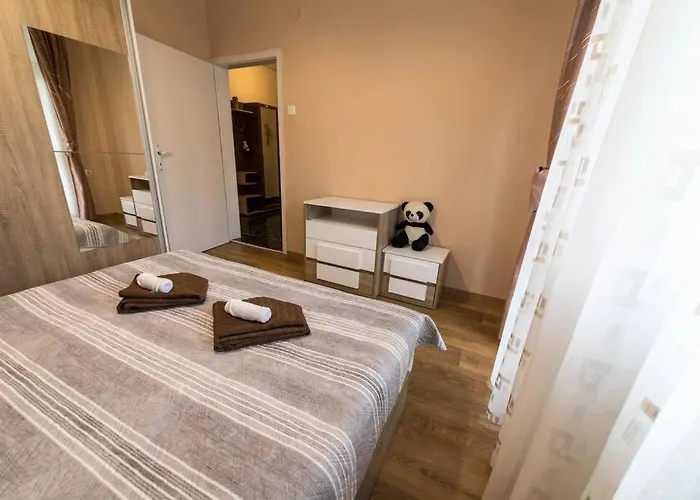 Apartment Marvelous Riverside Flat *